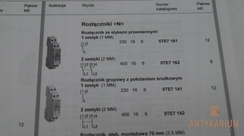 Rozłącznik grupowy z położeniem środkowym 5TE7 141 Siemens