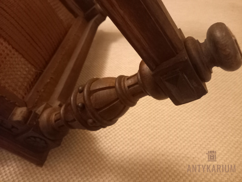 Fotel antyczny tron