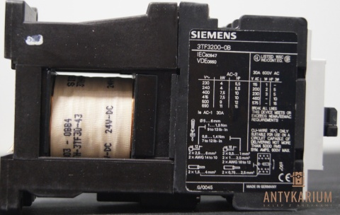 Stycznik 7,5KW 400V DC24V 3TF32 00-0BB4 Siemens