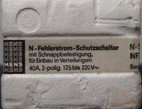 Wył.Róż-prądowy 40A 4POL 300ma 230V 5SZ6 240 Siemens