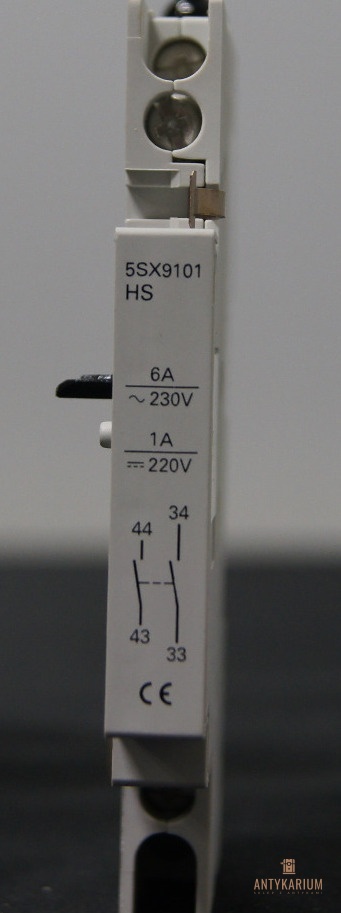 Zestyk pomocniczy do wyłączników 2NO Siemens 5SX9 101
