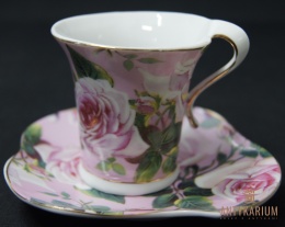 Filiżanka Porcelanowa w róże 90ml