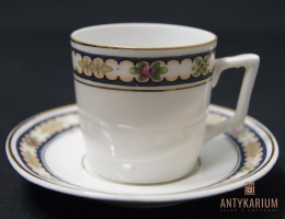 Stara porcelanowa filiżanka lata 30/40 Mokka