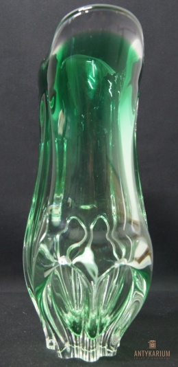 Wazon zielony 31cm Josef Hospodka