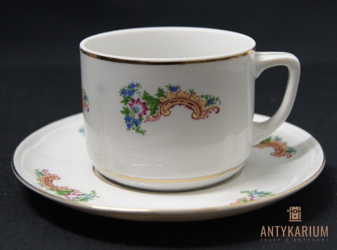 Porcelana filiżanka Chodzież kwiaty złocenia