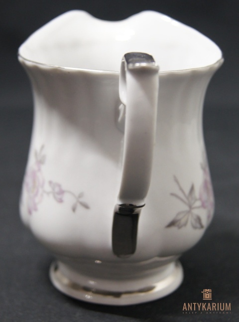Porcelanowy mlecznik Chodzież malowany kwiaty