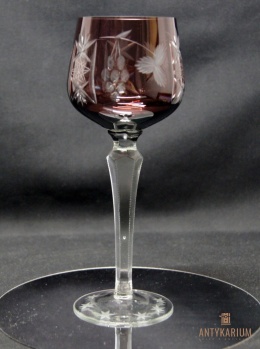 Remer stary burgundowy kryształowy kieliszek do wina 21cm