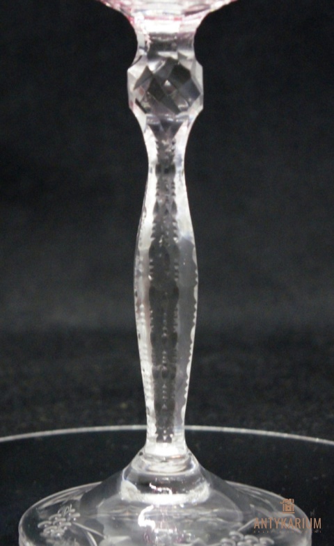 Remer stary malinowy kryształowy kieliszek do wina 21,5cm