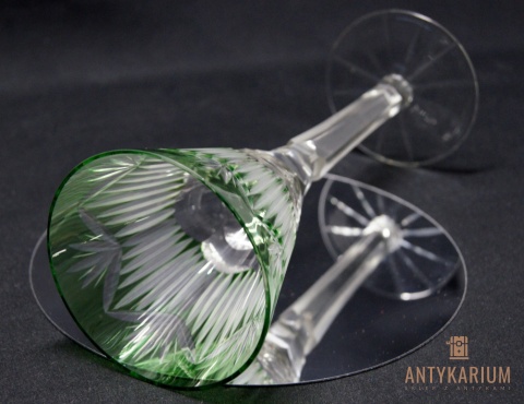 Remer stary zielony kryształowy kieliszek do wina 24,2cm